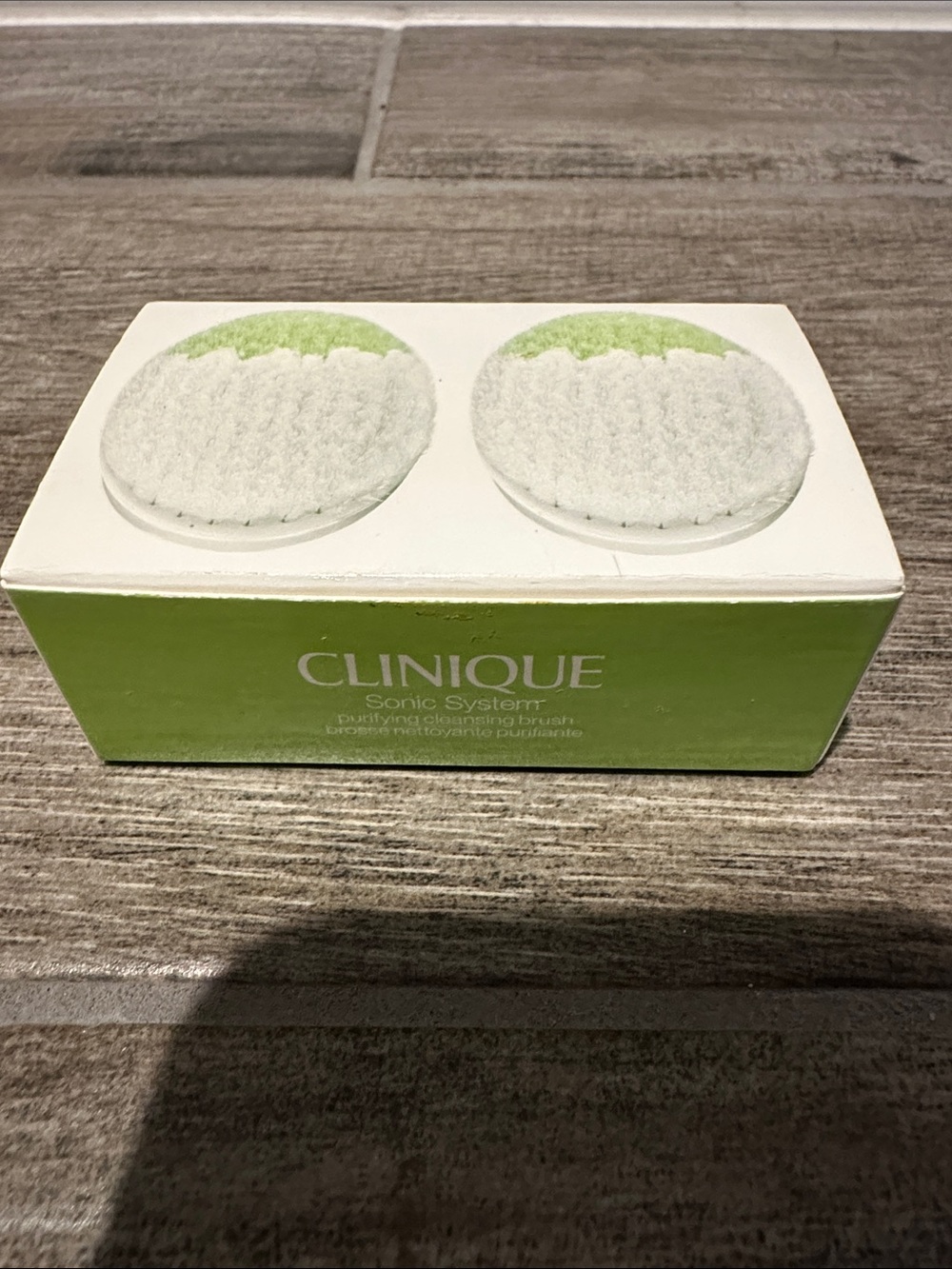 Clinique Purifying Cleansing Sonic System White and Light Green Replacement Pads